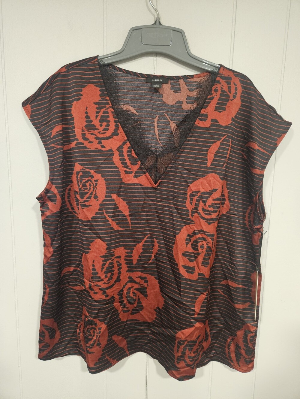 Halogen Women Large Red Rose Striped VNeck Lace Trim Sleeveless Tunic Blouse NWT